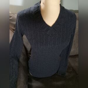 Women's Grey Cable Knit, V-Neck, Long Sleeve Sweater